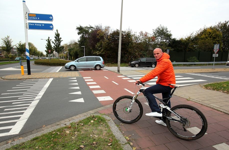 sbs6 brengt gevaarlijkste kruispunt van katwijk in beeld | SBS6 brengt ...