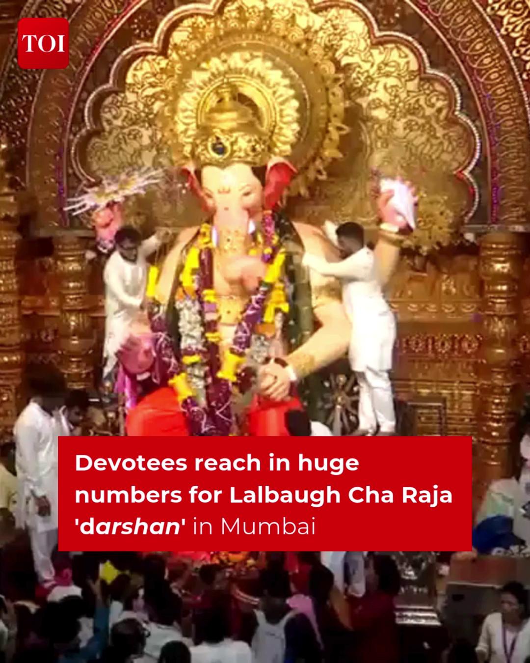 #Mumbai | Devotees in huge numbers reach for the 'Darshan' of Lalbaugh ...