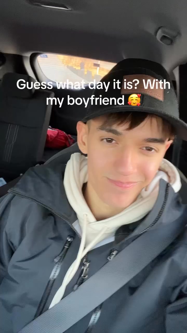 Wait for the end 😂🤣 #gaycouples#lgbtq 🌈 #gaycute #gay #gayboy | Danny ...