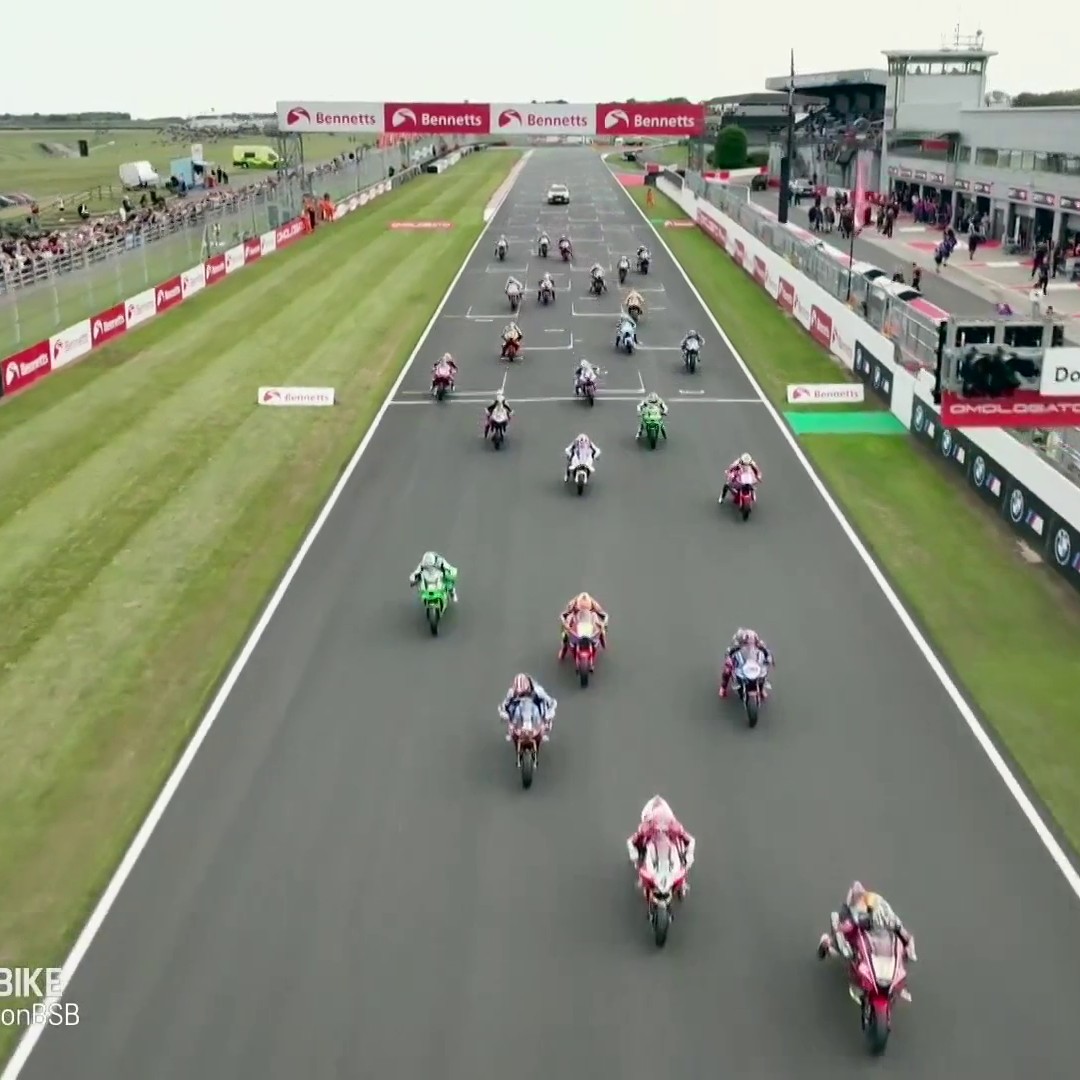 Ryde leads the chase in Race 2 💪 #BSB Live on TNT Sports and Discovery+ ...