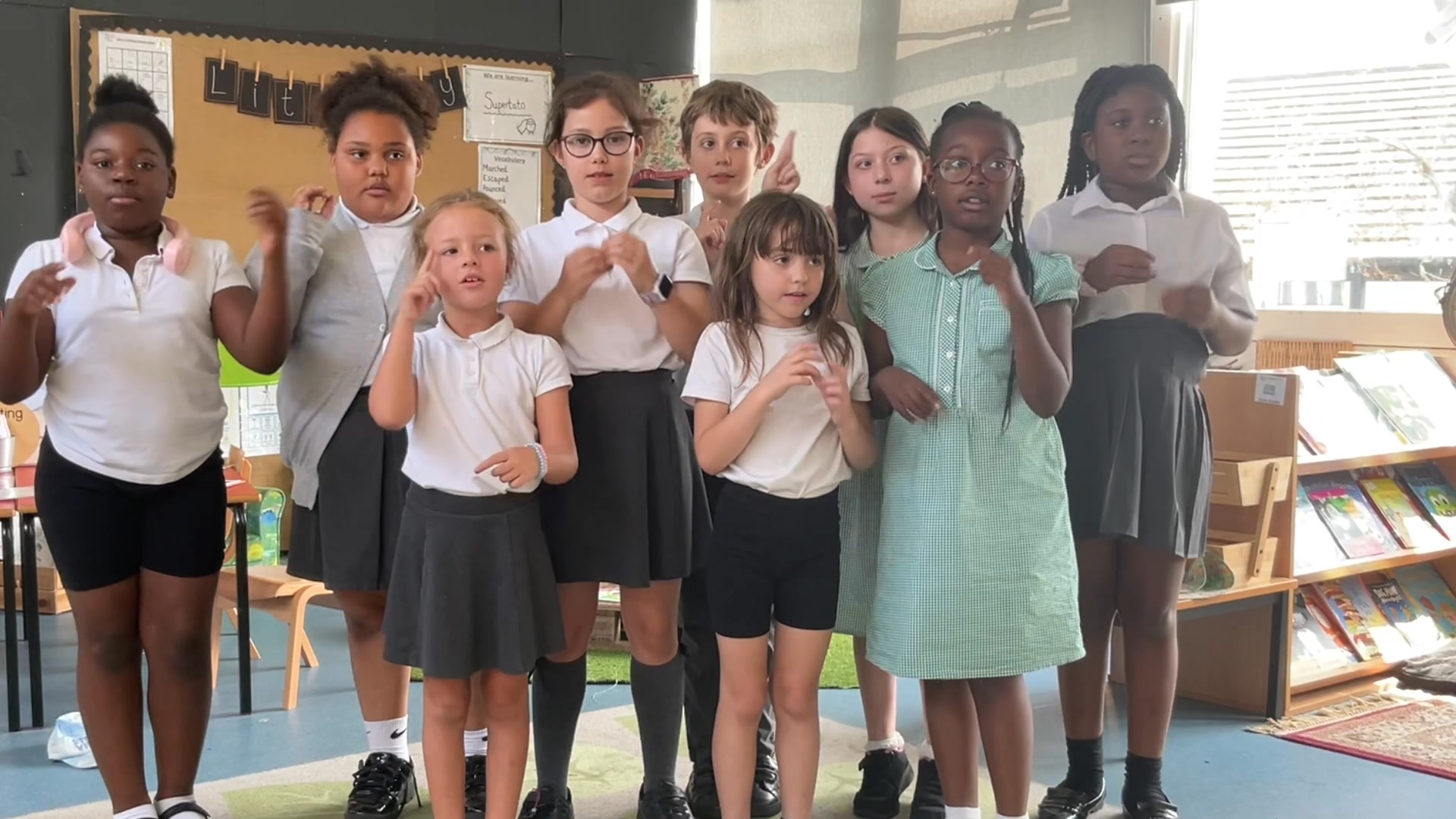 🌍 Makaton Club: Final... - Lessness Heath Primary School | Facebook