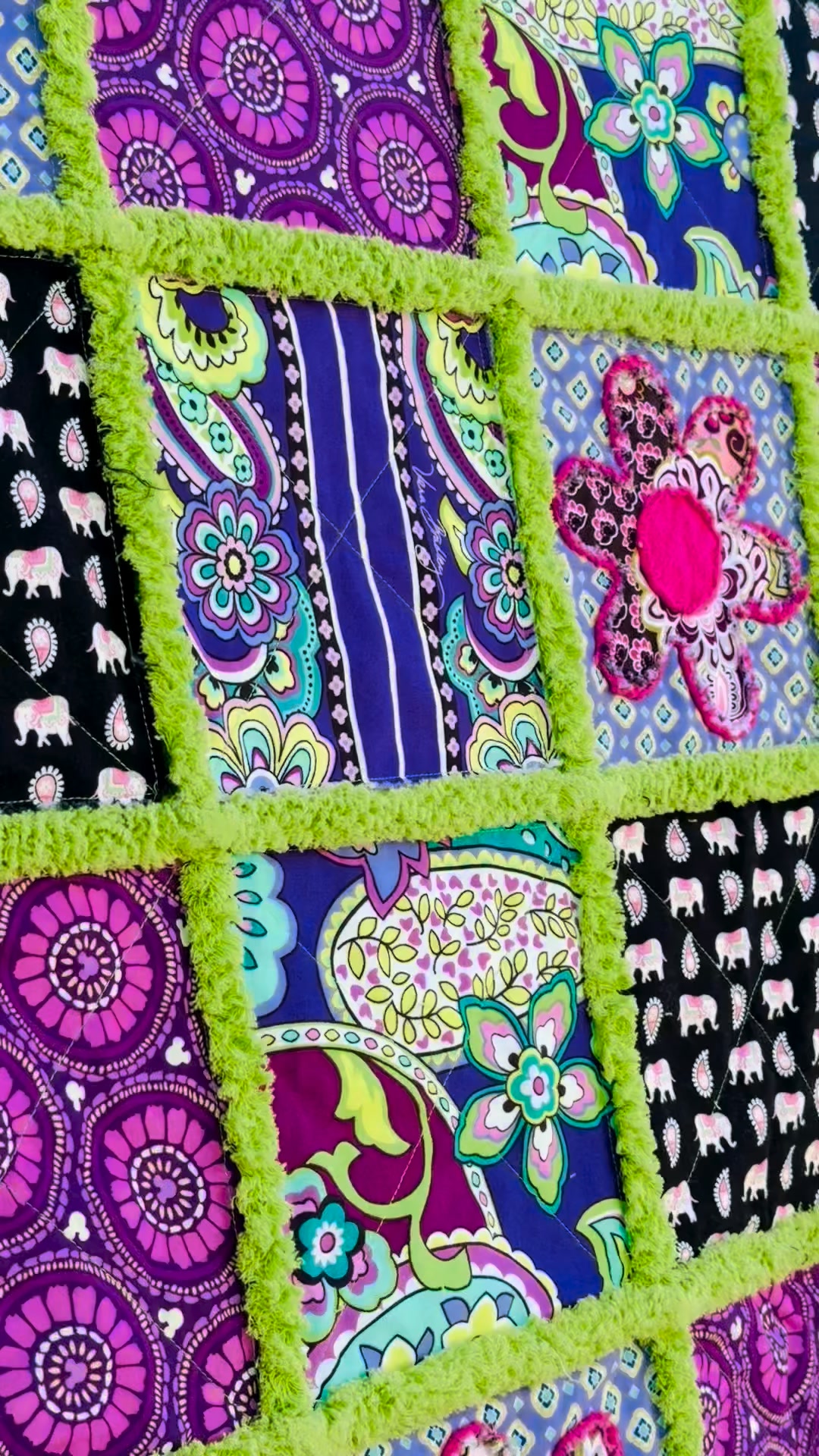 Learn how to make a rag quilt that’s truly unique! This easy digital ...