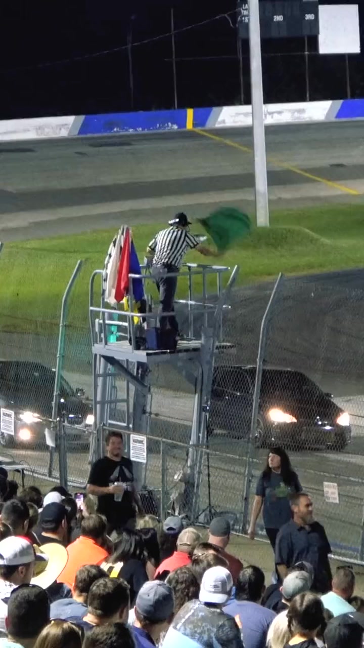 Who do you think won this spectator drag race at the Freedom Factory! 👀 ...