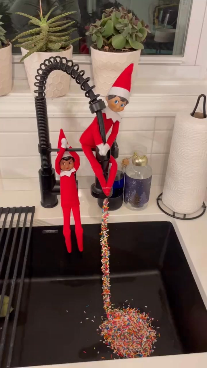 Surprisingly, this one was actually fast wnd easy! #elf #elfitup # ...