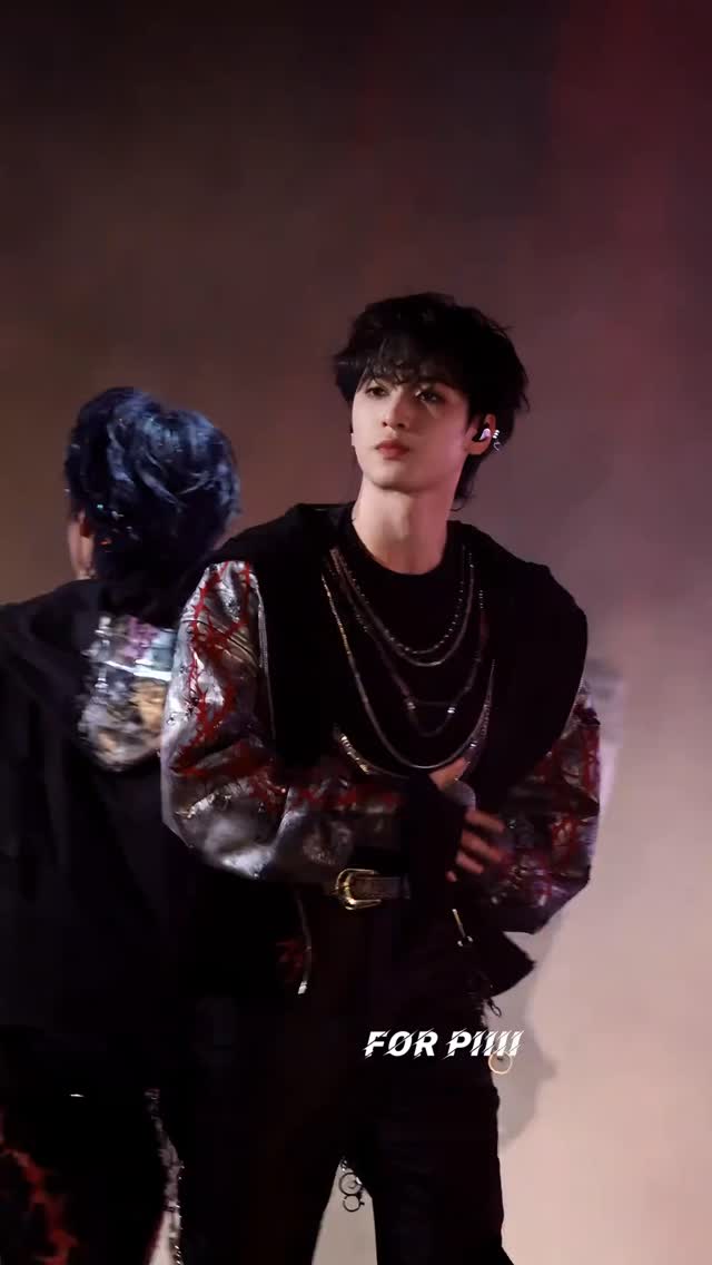 这就是我心中的Bking啊！！ 𝙲𝚛.𝚍𝚘𝚞𝚢𝚒𝚗｜piggy 𝙵𝚘𝚕𝚕𝚘𝚠 @tnt_popcorn_1123hk 𝚏𝚘𝚛 𝚖𝚘𝚛𝚎 🍿 ...