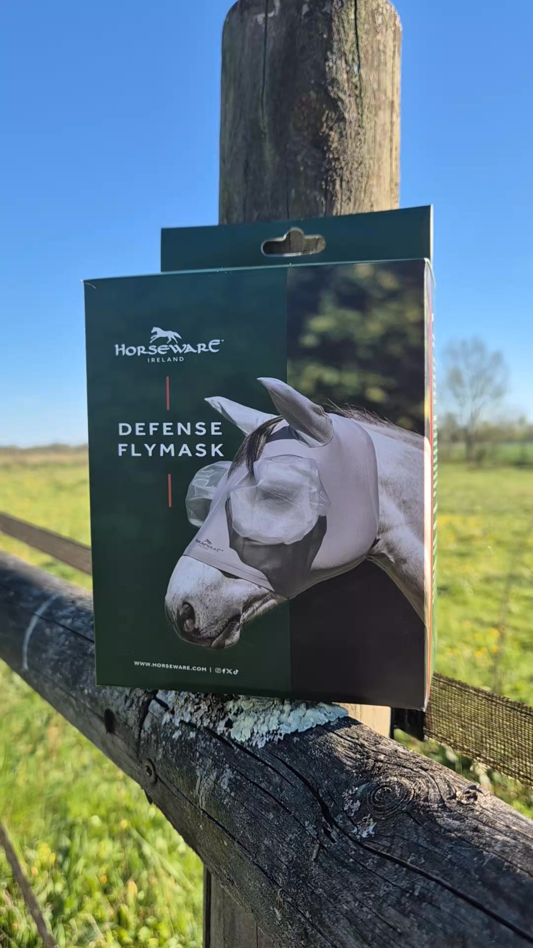 Nouveau ✨, Masque anti-mouches Defense Horseware , Enfin un masque en lycra qui combine une protection solaire (60% de protection contre les uv) mais aussi un grand espace pour les yeux 👀, Son passage