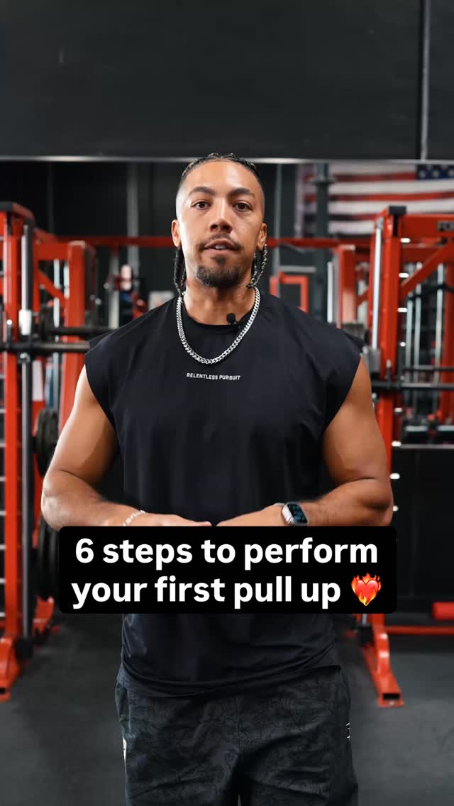 If you’re a woman who wants to do her first pull-up, follow these 6 ...