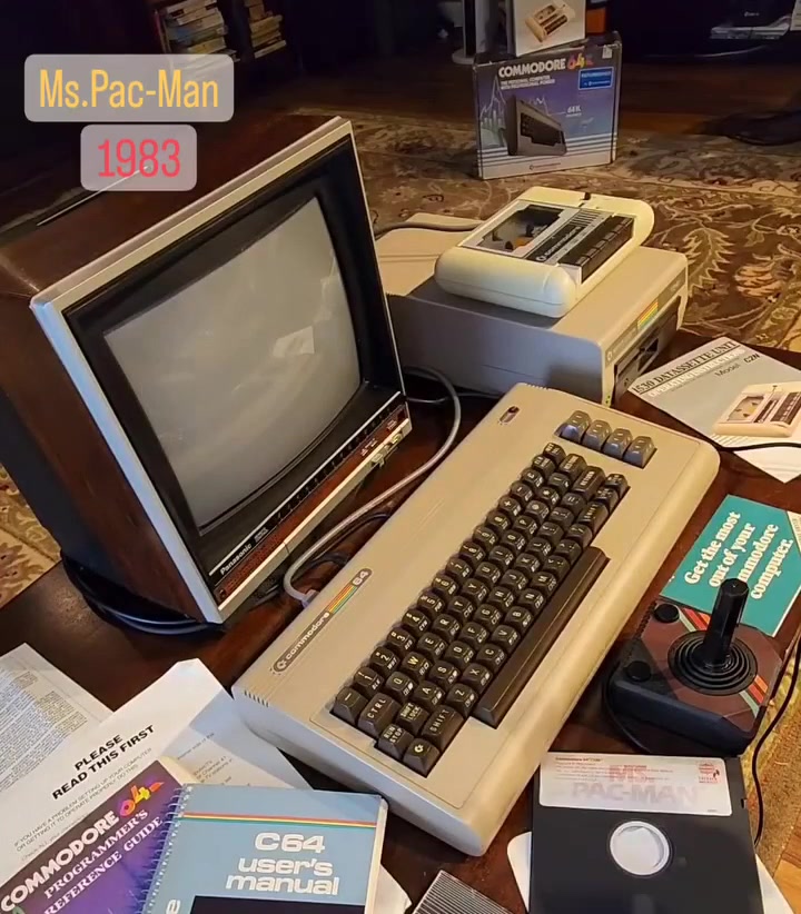 PAC-MAN, 1983 #commodore #c64 #AI #computer #mobile CPU: MOS