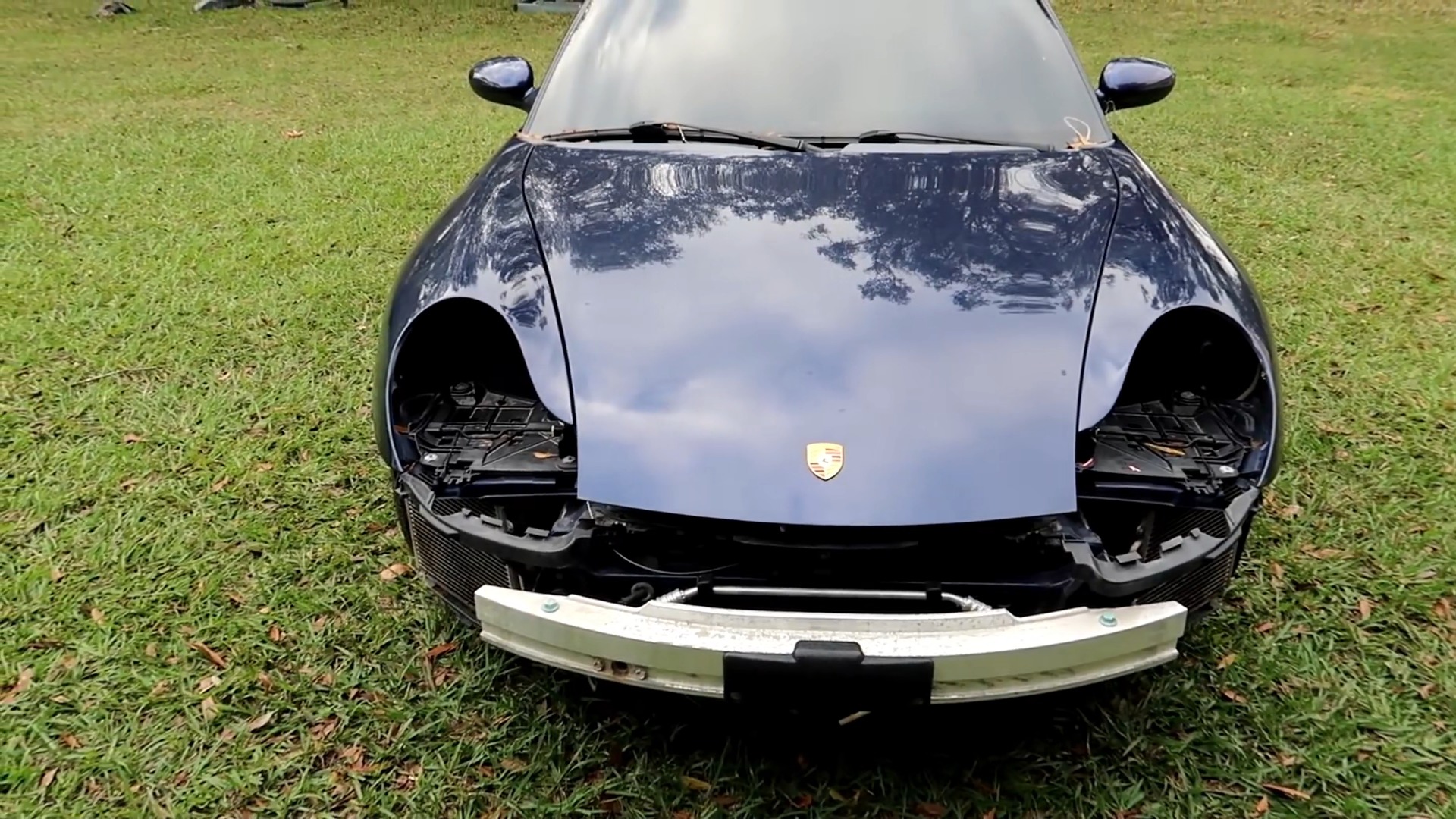 I Won the Bid on this Frame Damaged Porsche 911 for just $4,250 and it ...