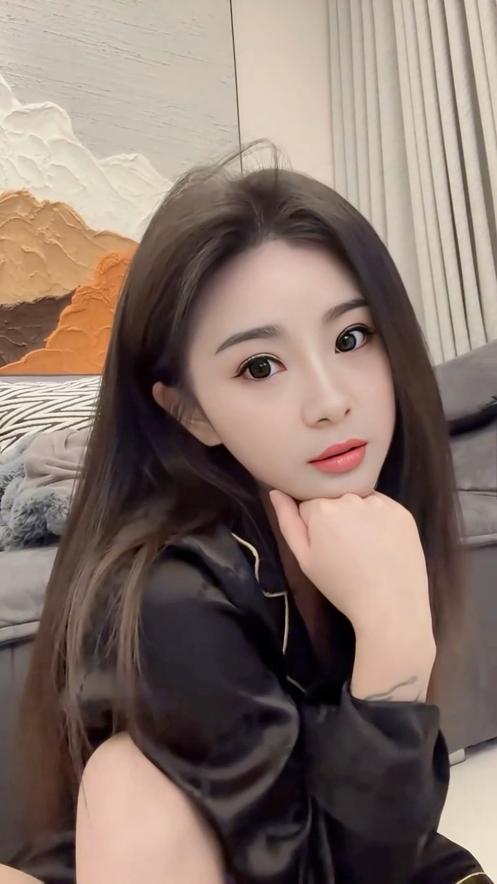 李穎茹 REELS 影片欣賞 #love #confidence #styleinspo #glam #fashiondaily | 李穎茹 ...