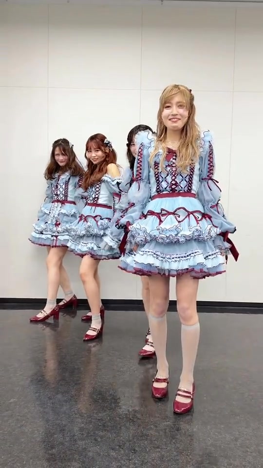 💃 #イコラブ | イコールラブ