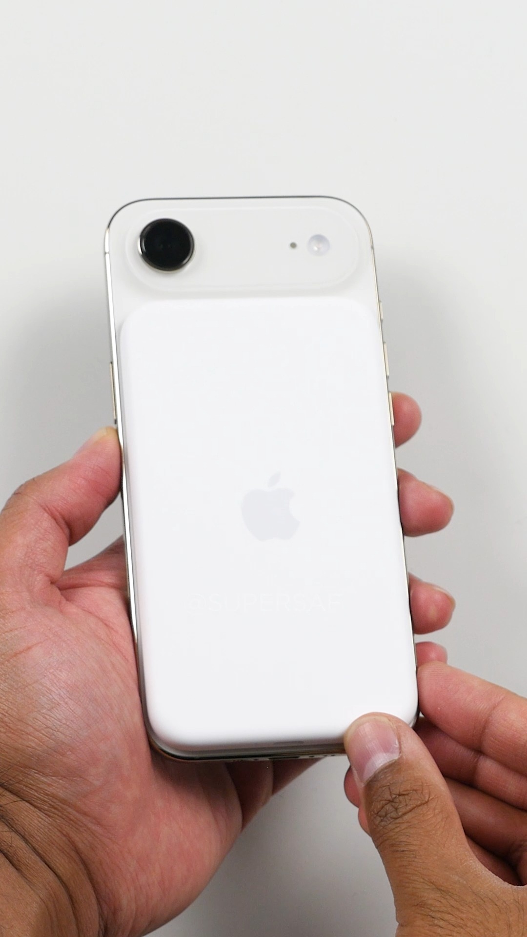 iPhone Air MagSafe Battery Pack Unboxing . . . . . . . . #asmr