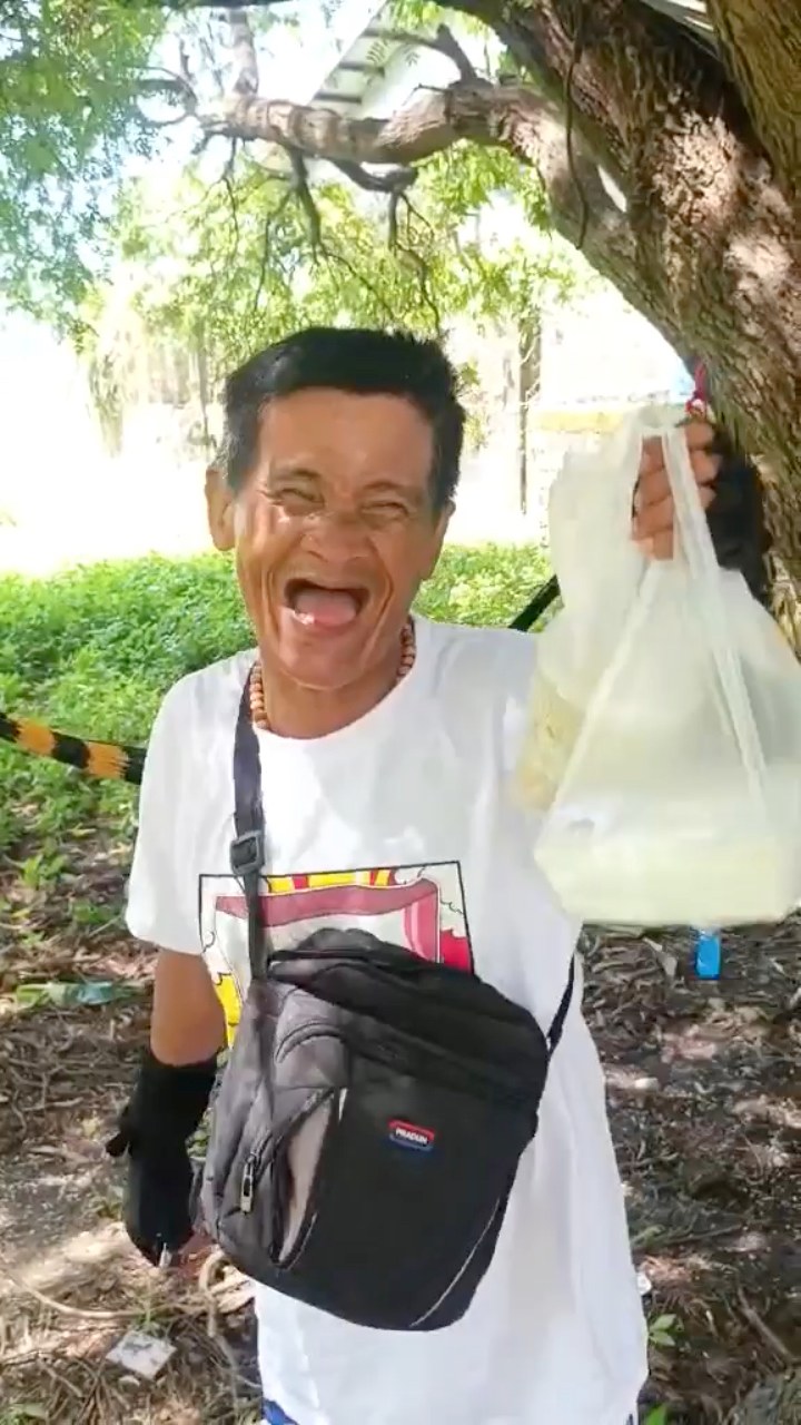 Maraming salamat kay Tay Walker Vlogger! Masaya kaming naka pagbahagi ...