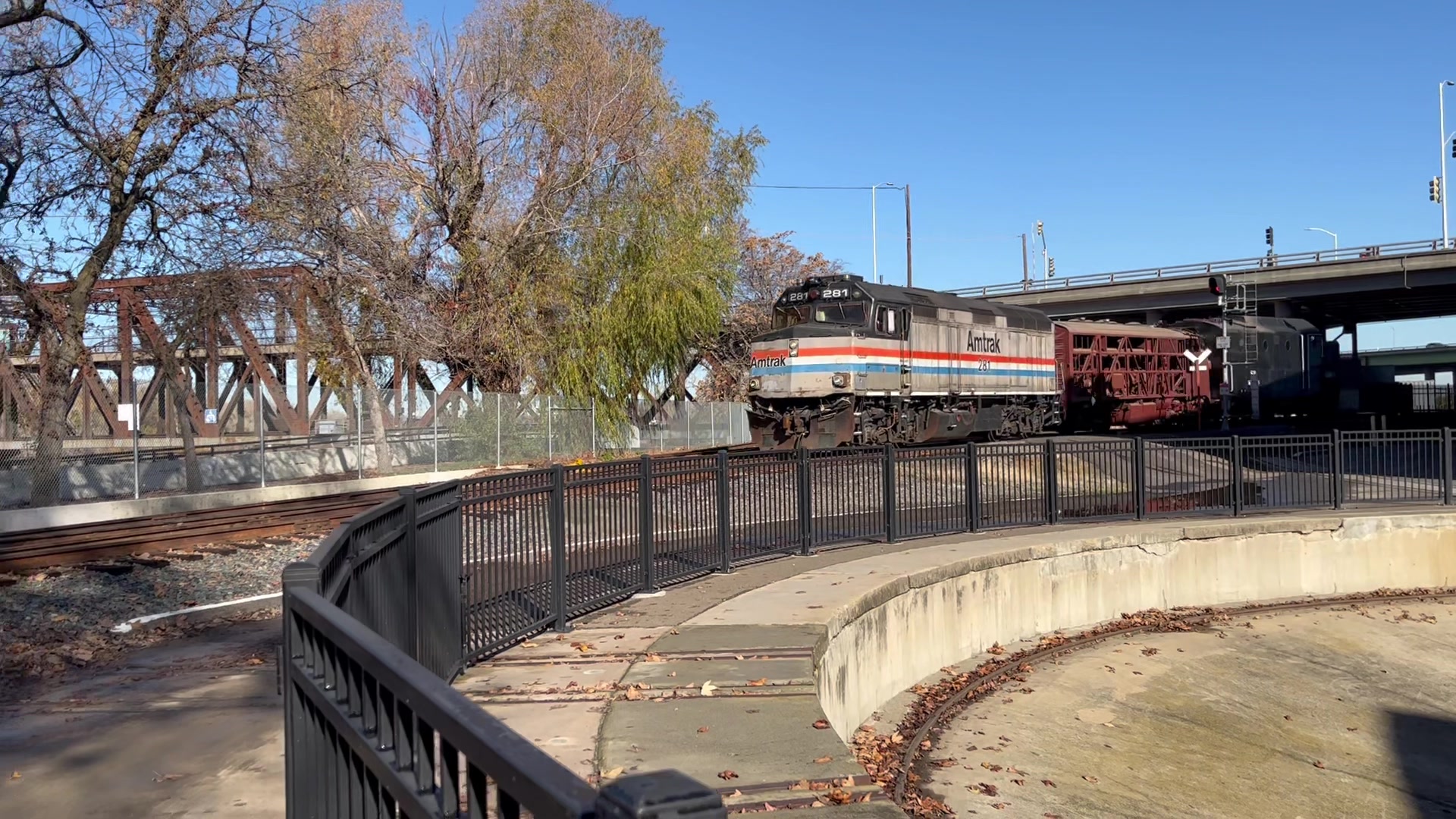 And here’s Amtrak 281 bringing the rotary and SP No. 6402 over from the ...