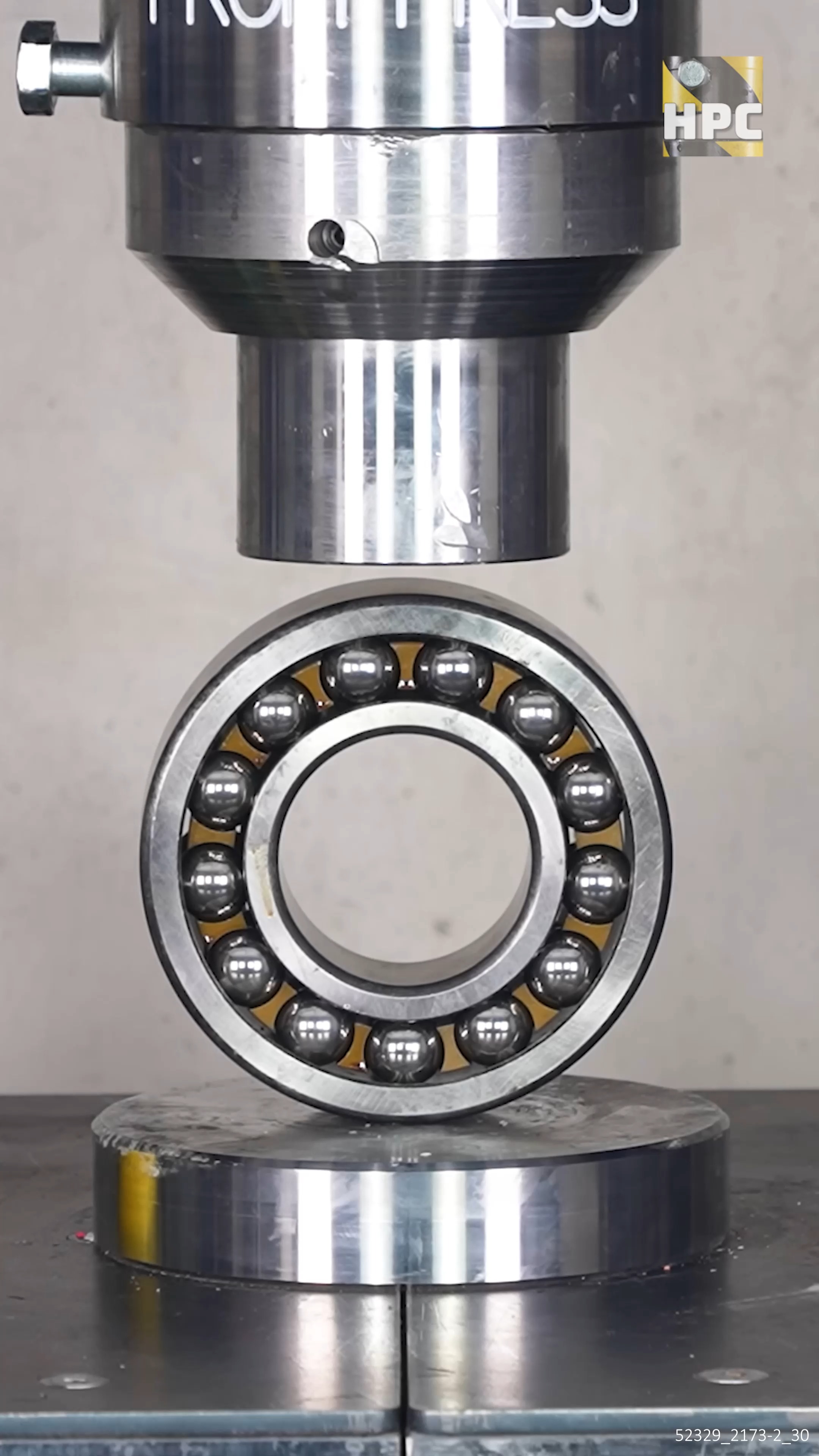 Do not try this at home... #crush #asmr #satisfying | Hydraulic press ...