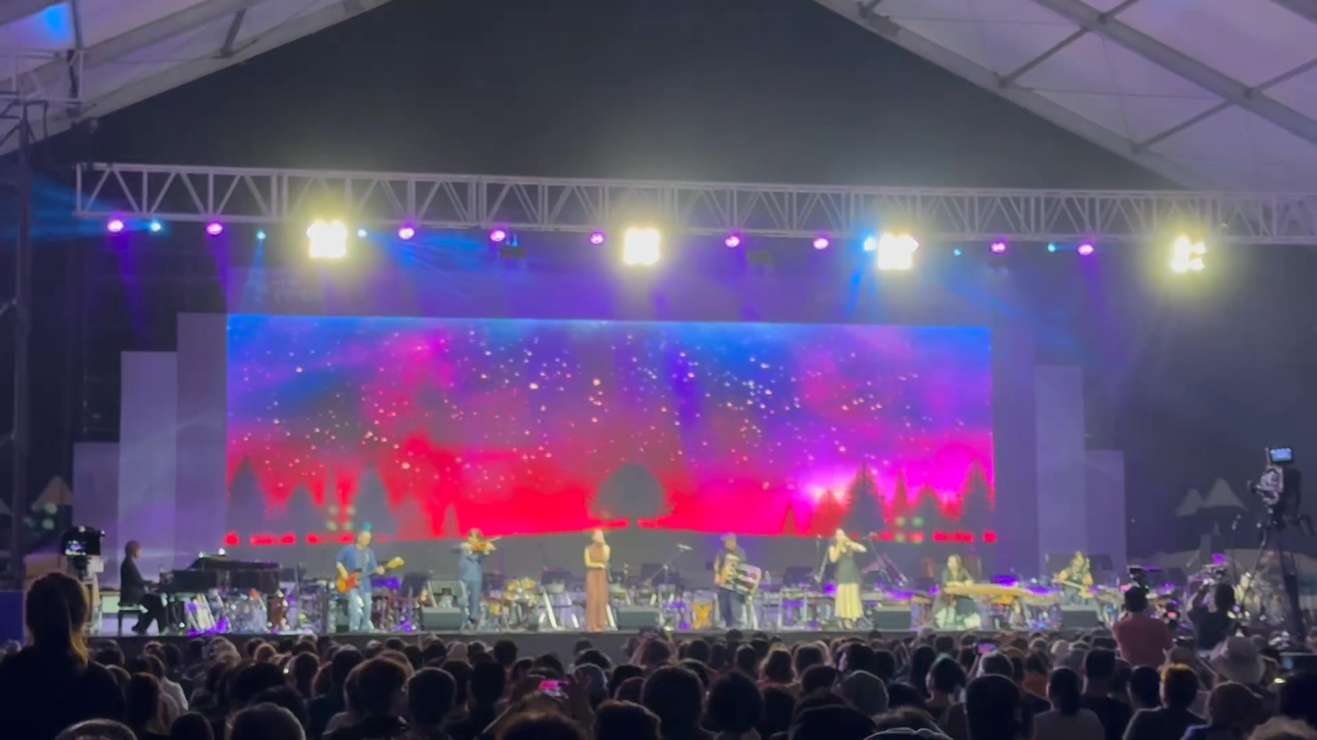 韓国ヨンドンでのワールド伝統音楽EXPOのクロージングセレモニーに韓国 