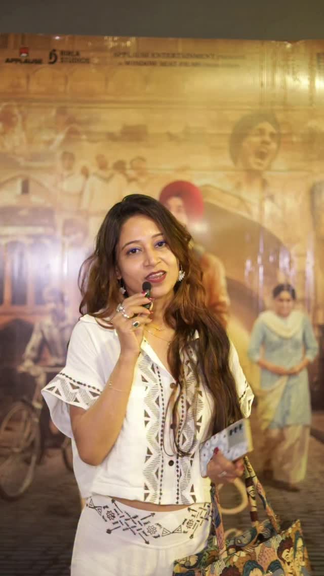 A heartfelt thank you to #DebashreeDutta for showering