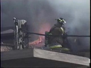 MORE ON HOW A BOWSTRING WOOD TIMBER TRUSS COLLAPSES! -PRETTY QUICK ...