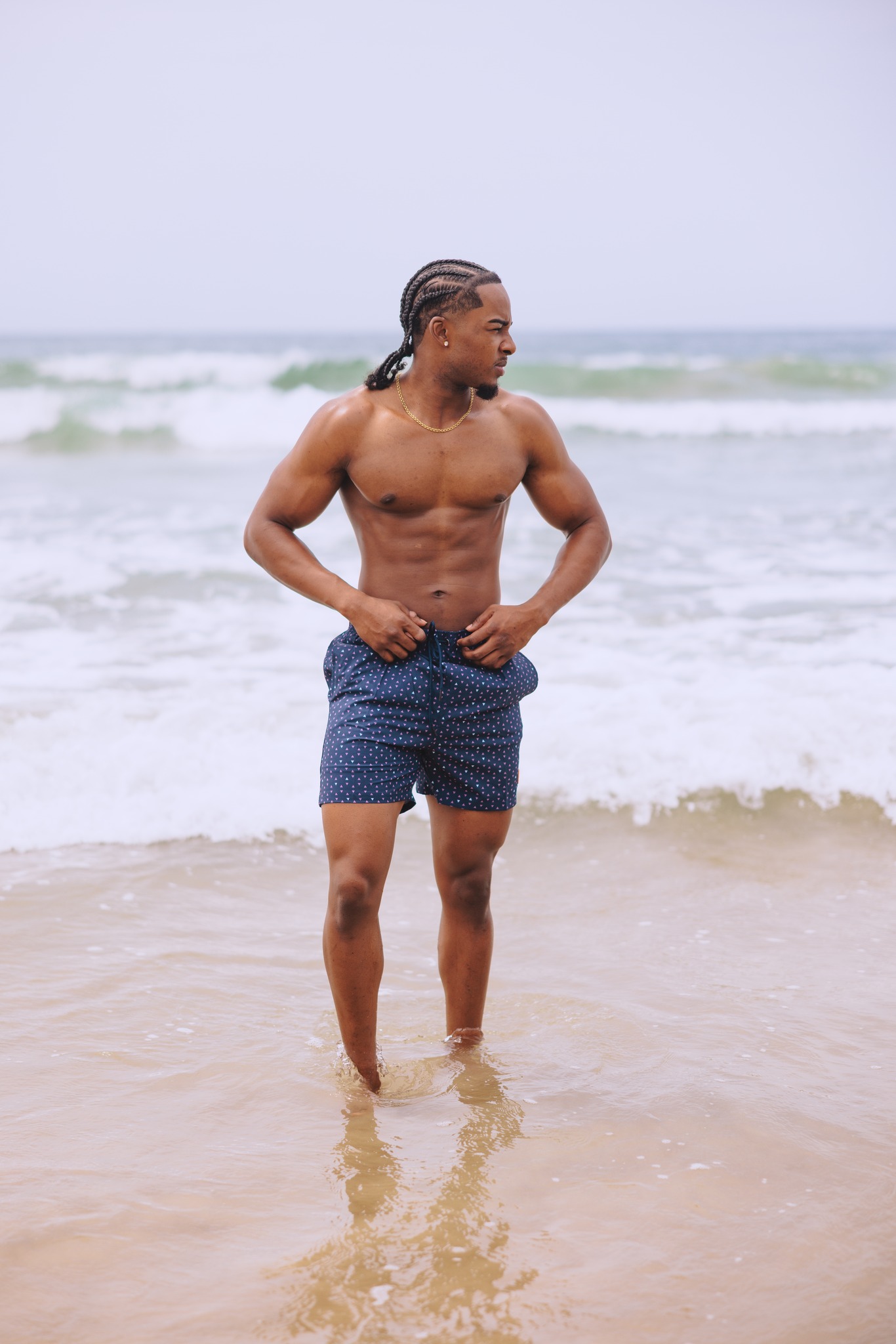 Sun, sand, and the perfect fit starts at Francis Fashions. From swimwear to breezy beach outfits for men and women, we’ve got everything you need for your next beach trip. Shop today and step into 
