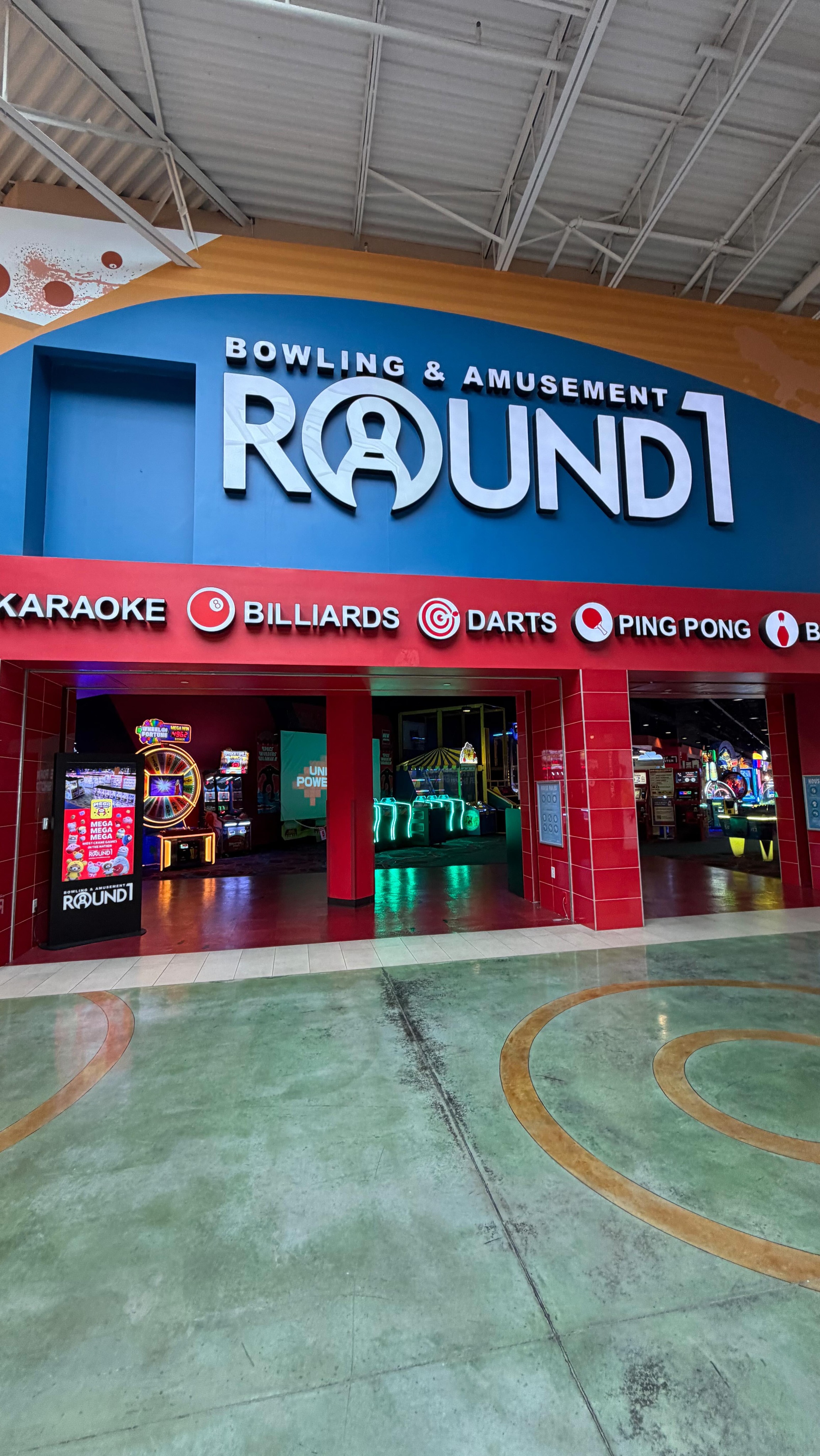 If you don’t go to Grapevine Mills Mall, you might have no idea this exists…, Right inside the mall is one of the most claw-machine-packed arcade experiences in the country — and it’s basically a