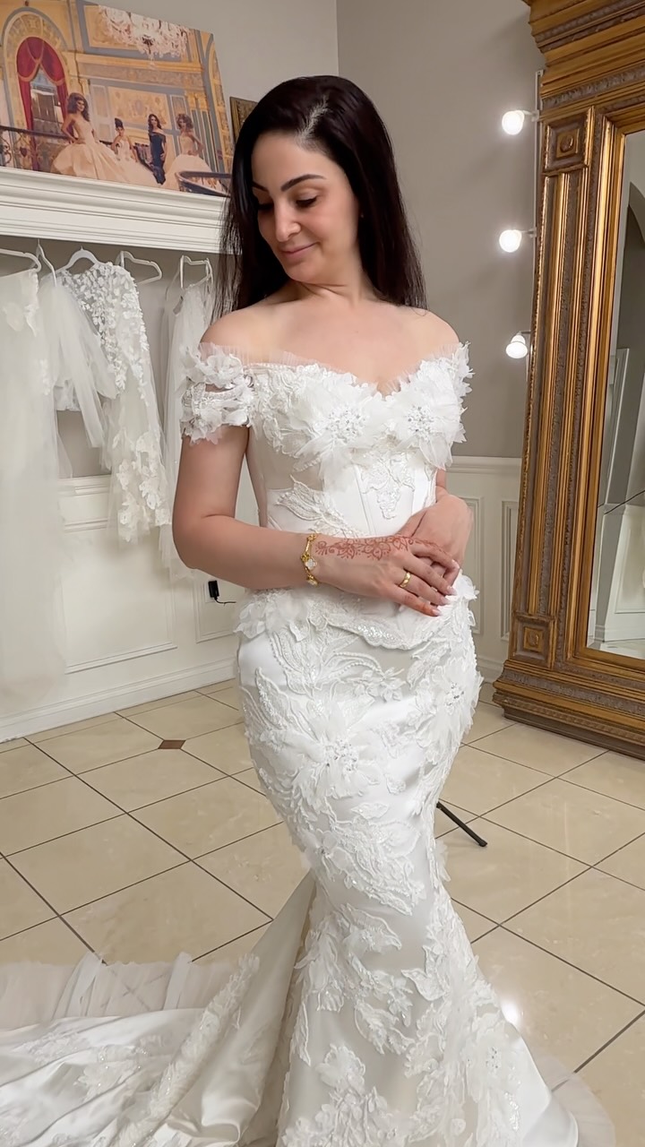 When the beautiful Nadine came to design her dream dress she said “I want it different “! We finished it and her smile says it all #katerinabocci #weddingdress #designer #michiganbride