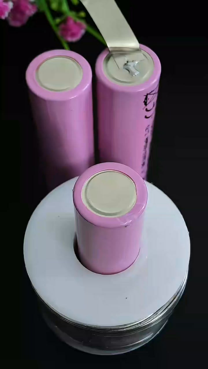 One Drop of Flux, Rock-Solid Battery Soldering | LCDrepairguide | Facebook