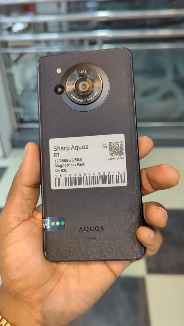 📱 Sharp Aquos R7 – 256GB 💎🔥 💸 Bei yake: 290,000/= TSH Simu ya