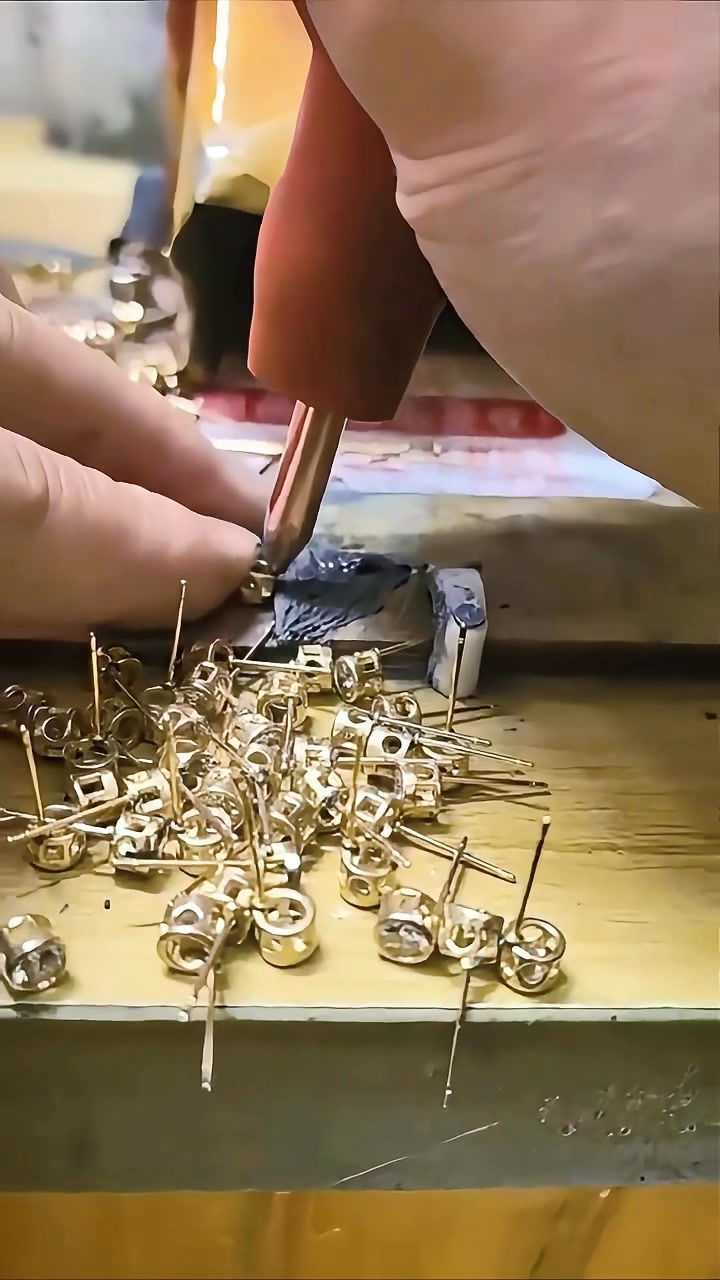 Earring welding machine 💍🏭#jewelry #machine #factory | Intelligence Hua ...
