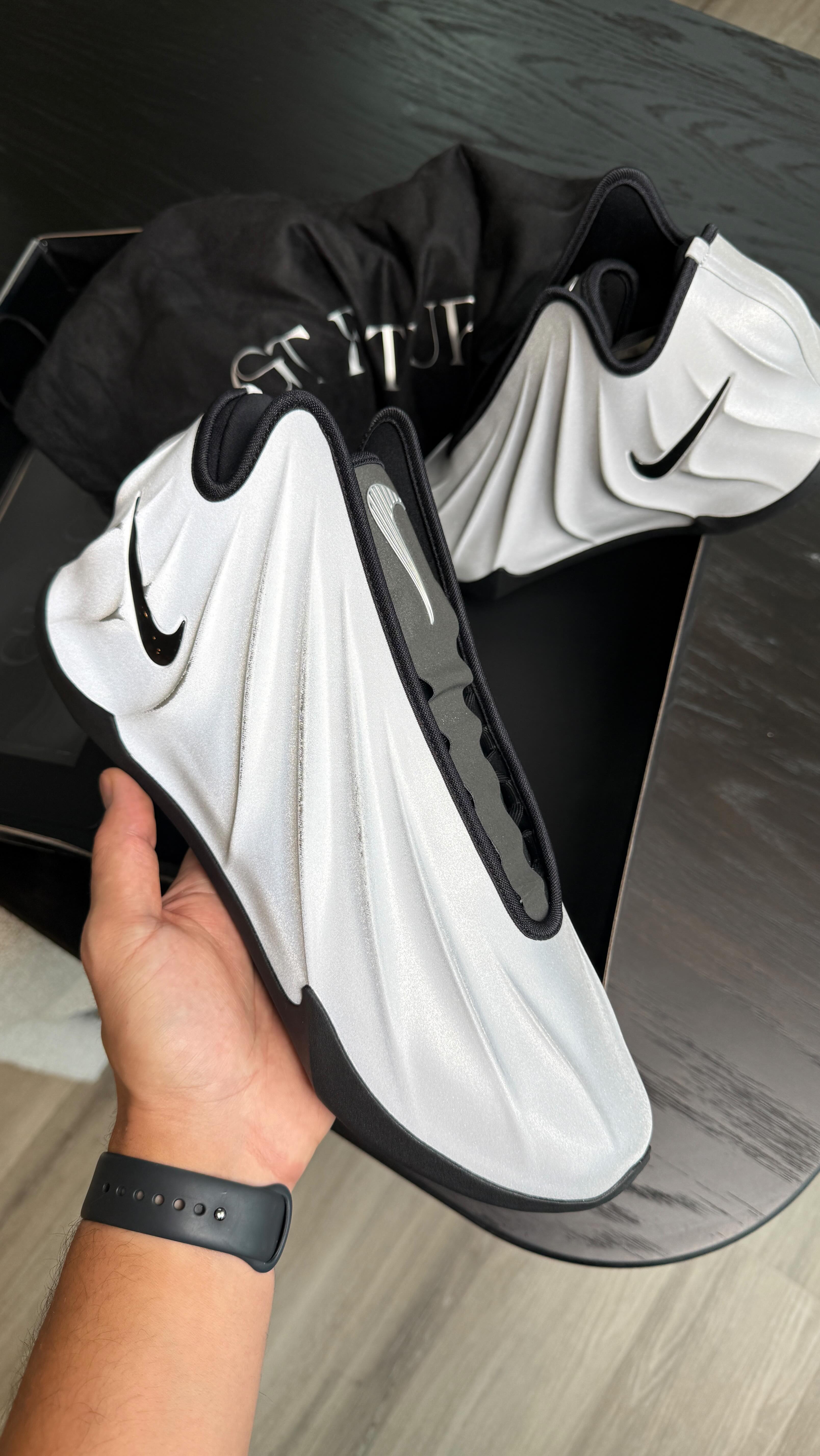 Nike Gato Lv8 “Metallic Silver” us8-12 2880含運