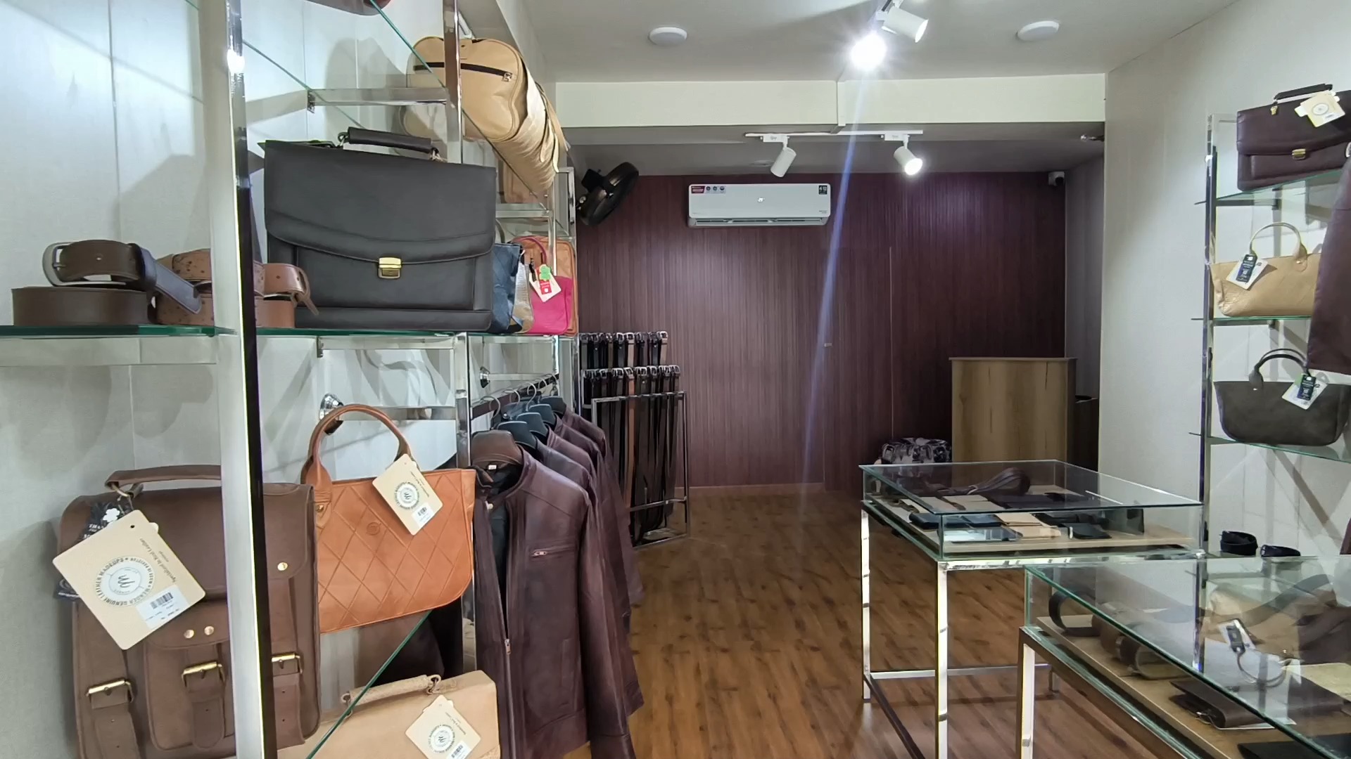 Mender Leather Factory