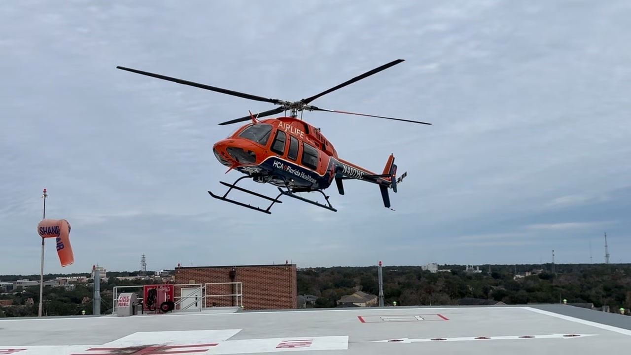 🚁👌 Jake coming in with a smooth landing, picking up Shane and Kelsy ...