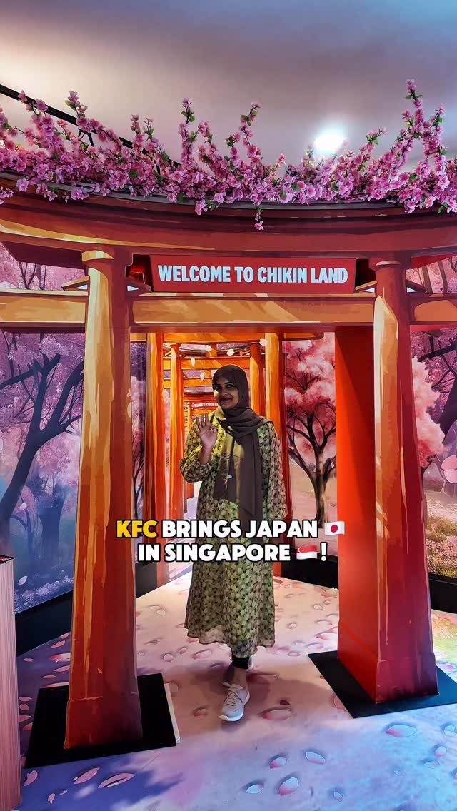 ♥︎This Christmas, @kfc_sg is bringing Japan 🇯🇵 to you with its limited ...