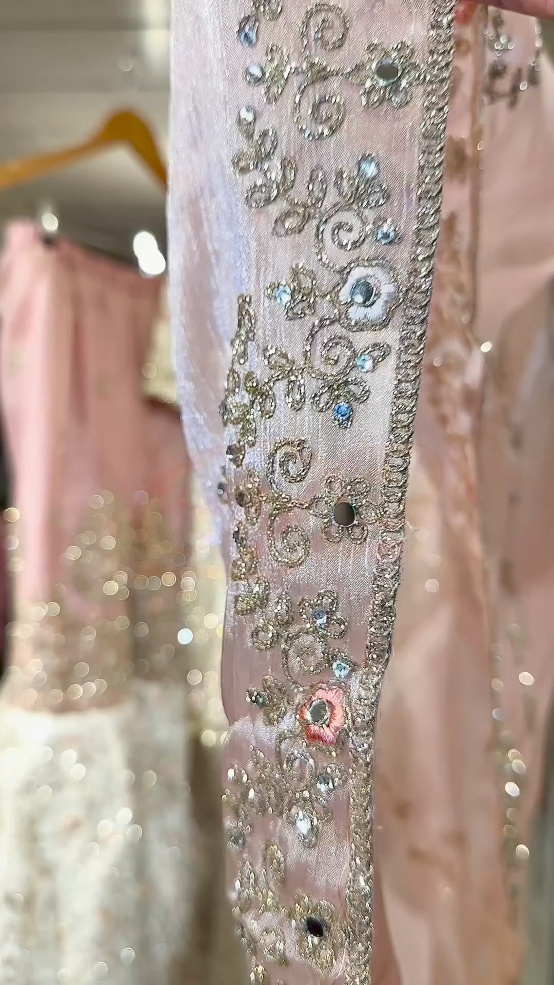 😍Sharara Suits😍Zijn ze niet schitterend!🤩Shop nu met EXTRA KORTING tot ...