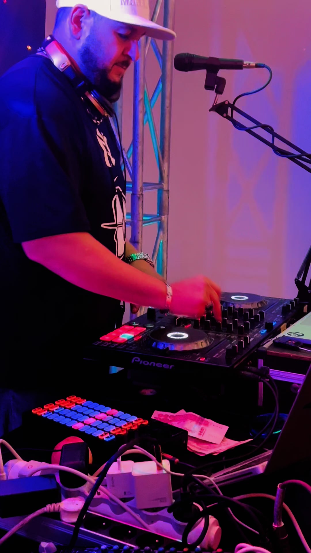 Dj Sp 🎧🤩 ghir hakkkk 🤩 #seankimdjsp #djsp #skikda #fypシ゚viralシ #dz ...