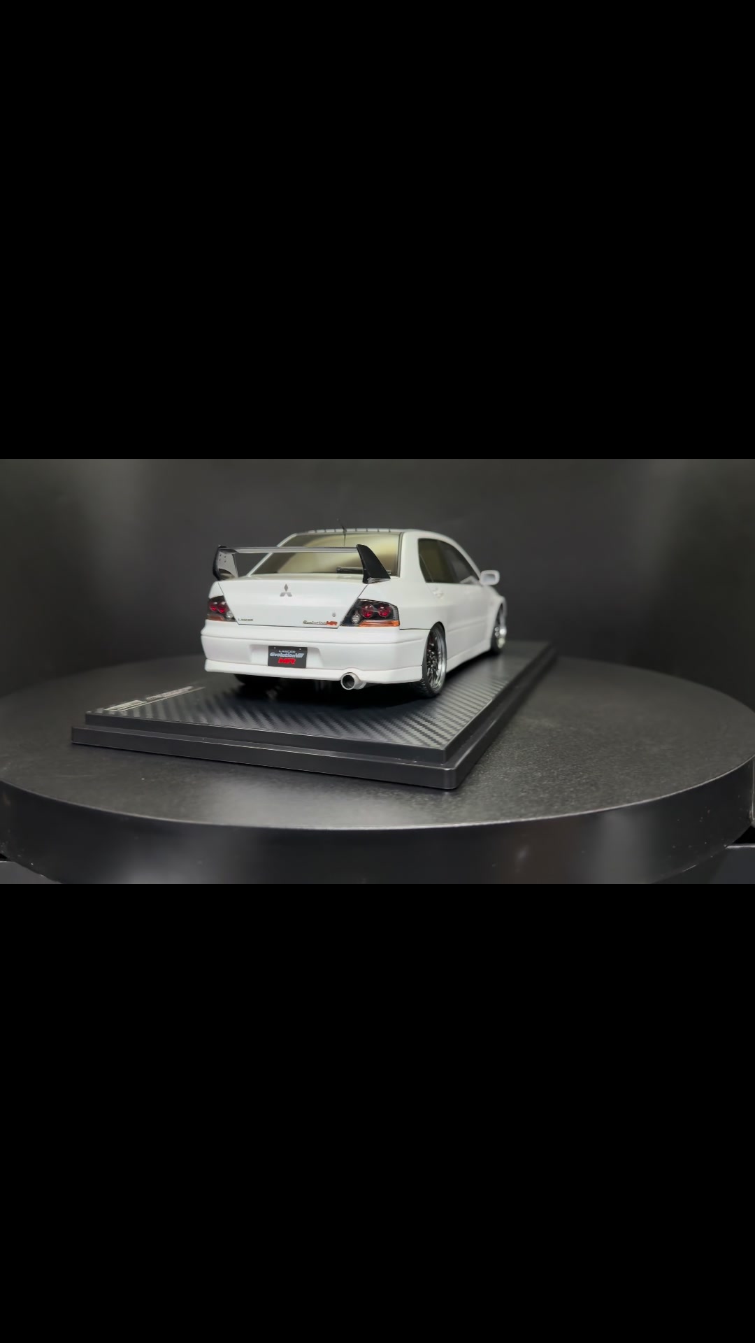 Ignition Model IG 1/18 Mitsubishi Lancer Evolution VIII MR (CT9A