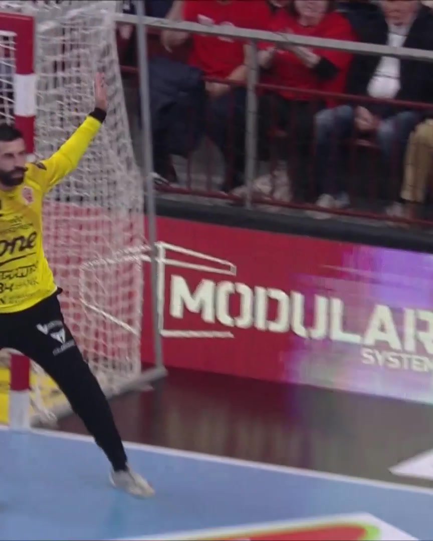 What a way to close the first half! 😯🧱 #ehfcl #handball #clm | EHF ...