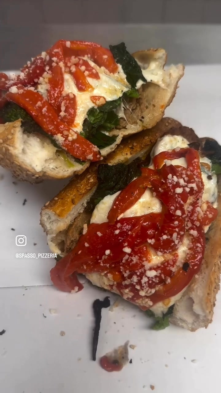 #Meatball broccoli rabe hero😮‍💨 the perfect hero for this time of year🥖 ...