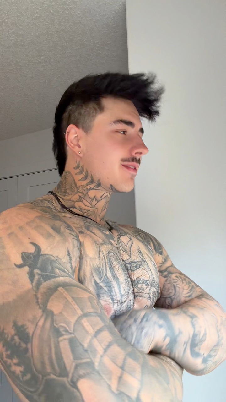 Hey 😏😘… Jakipz.com | Jake Andrich