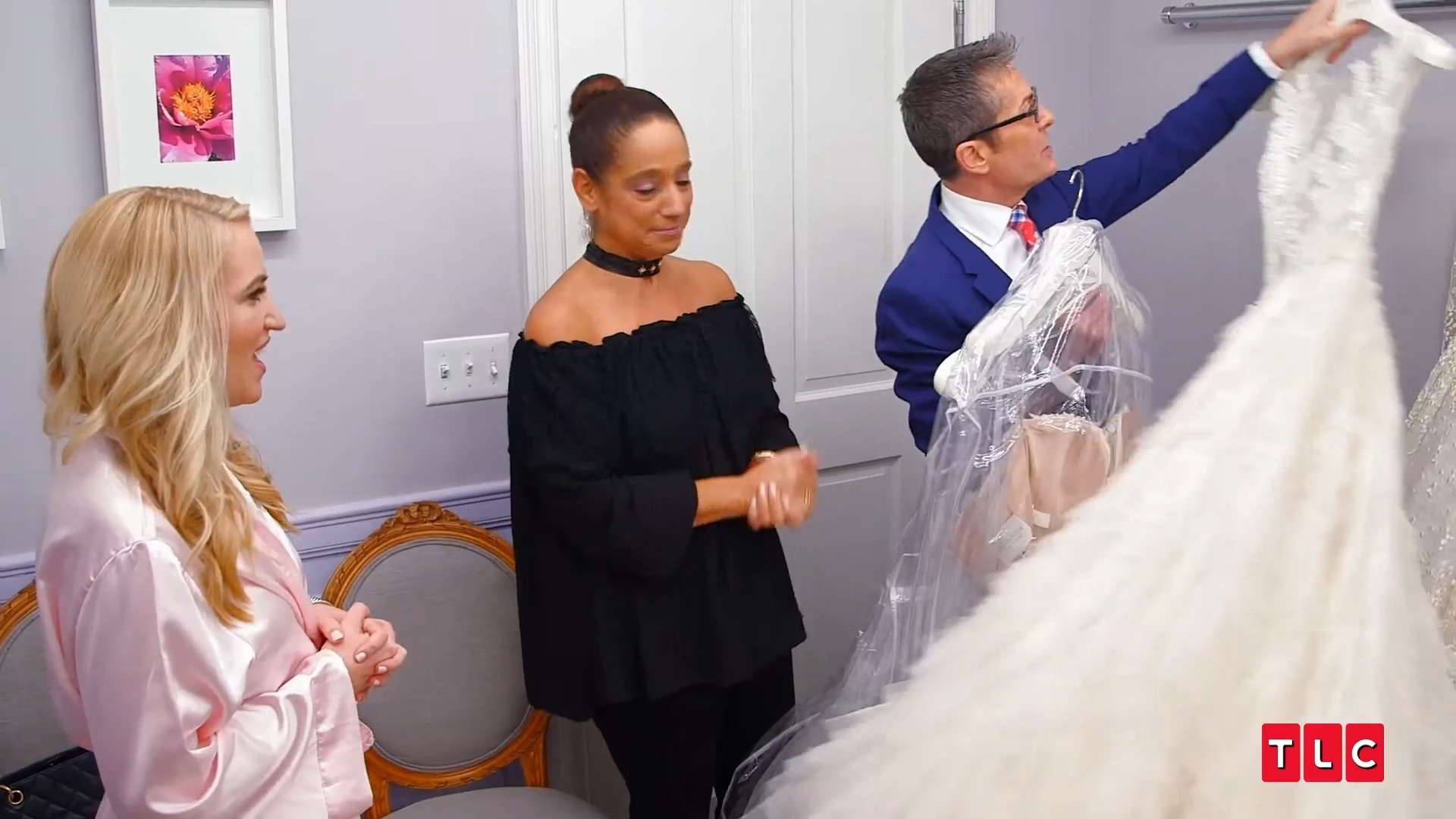 say yes to the dress rude bridesmaid Opinionated Friends | Dress, .You think your friends don't hold back? This entourage has no problem telling their bride how they feel about her choices Color:BERRY long sleeve lace gown Sequins Navy Blue Baby