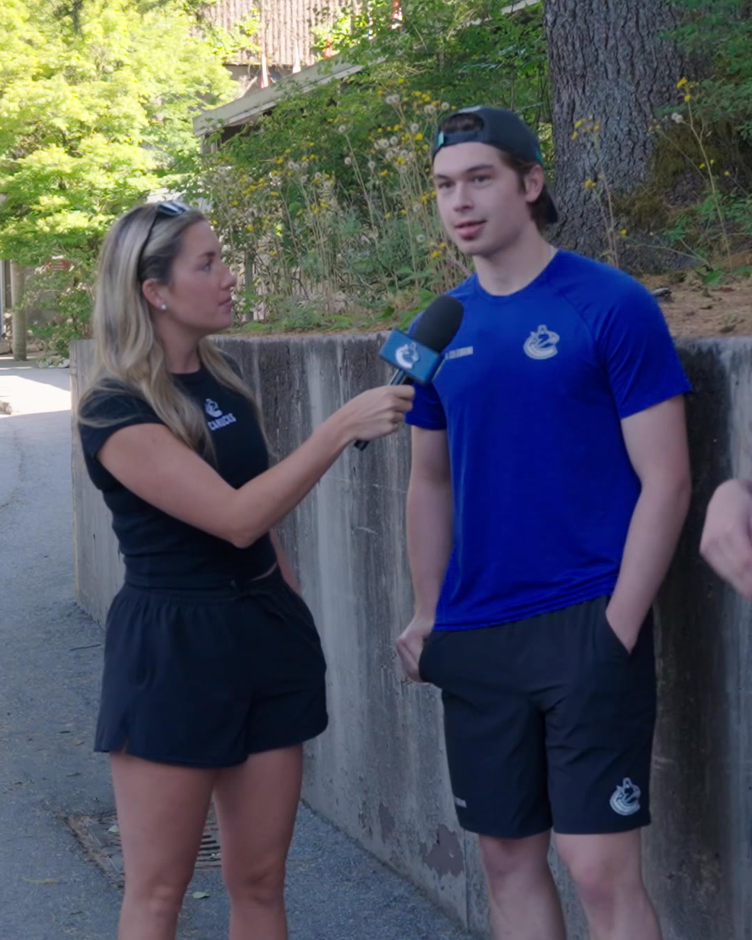 How do the Sedins feel about the Grouse Grind? 🤔 Rinkside Reporter ...