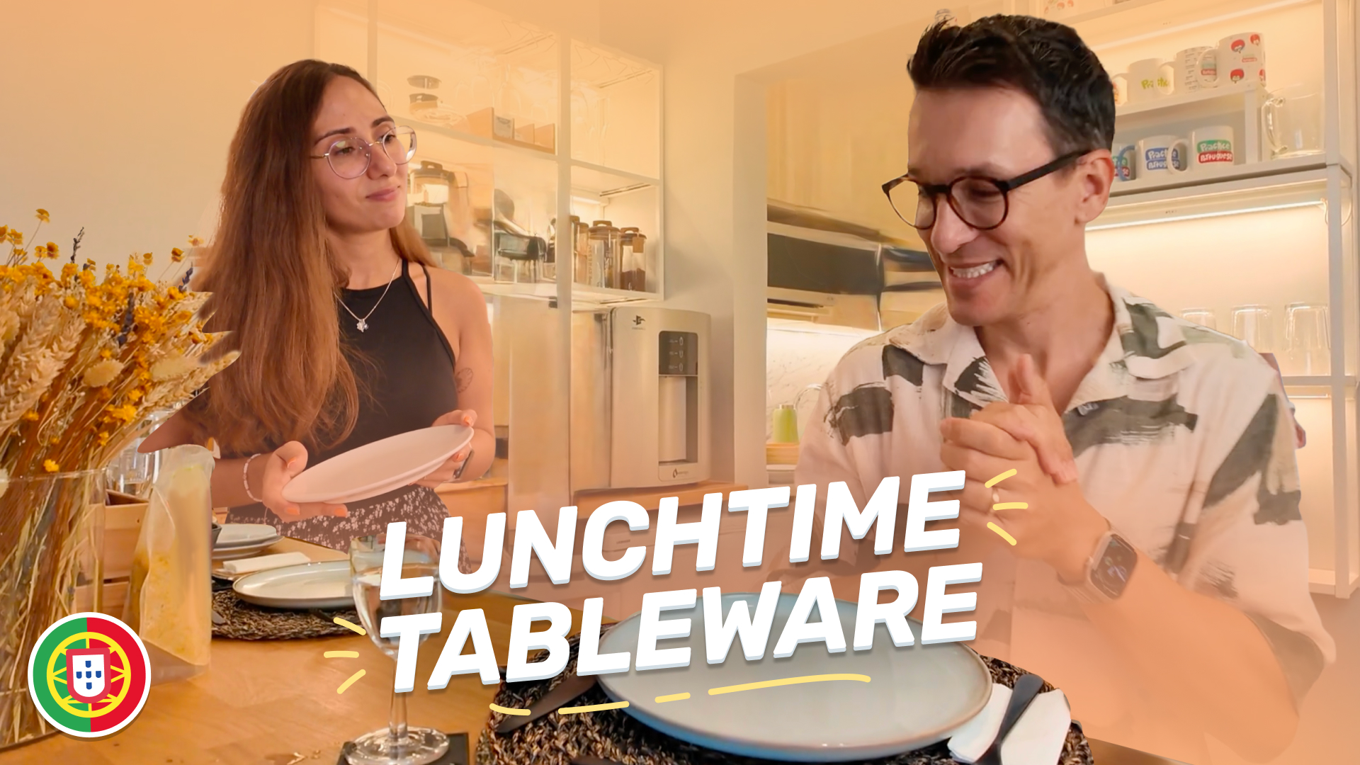 Join Damiana and Rui, while they talk about his delicious looking lunch ...