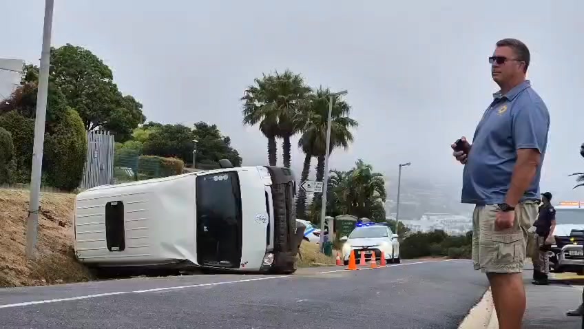 A Taxi driver lost control of his vehicle and landed on its side after ...