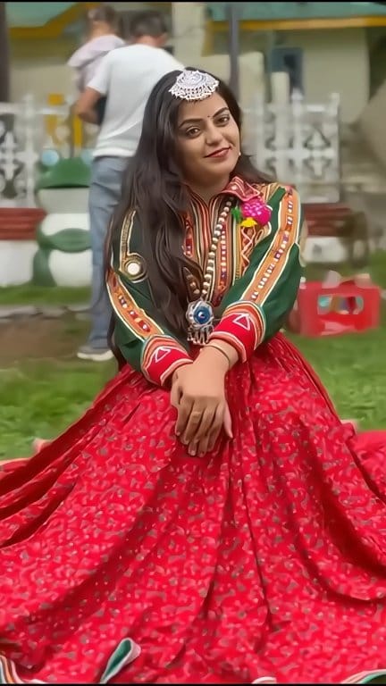 himachal pradesh ladies dress Traditional dresses of Chamba in Homecoming Dresseswith Feathers For 100