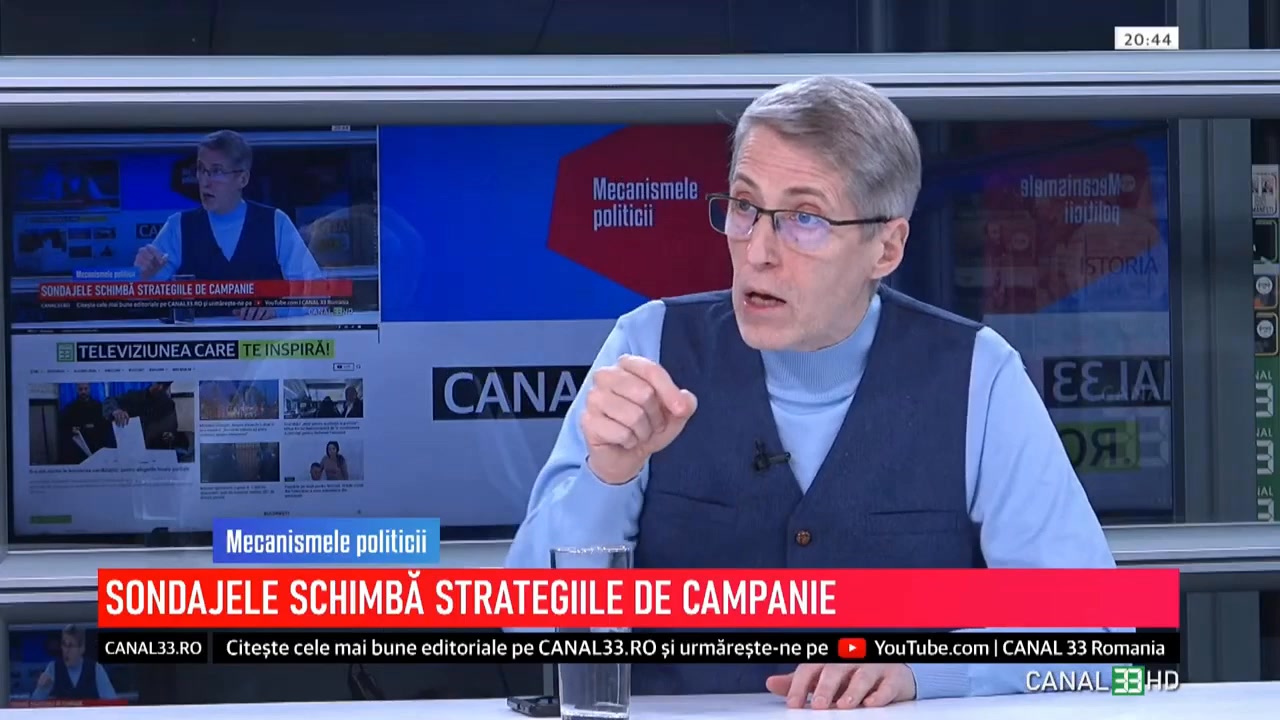 Școala românească are multe hibe. Unele țin și de o parte din corpul ...