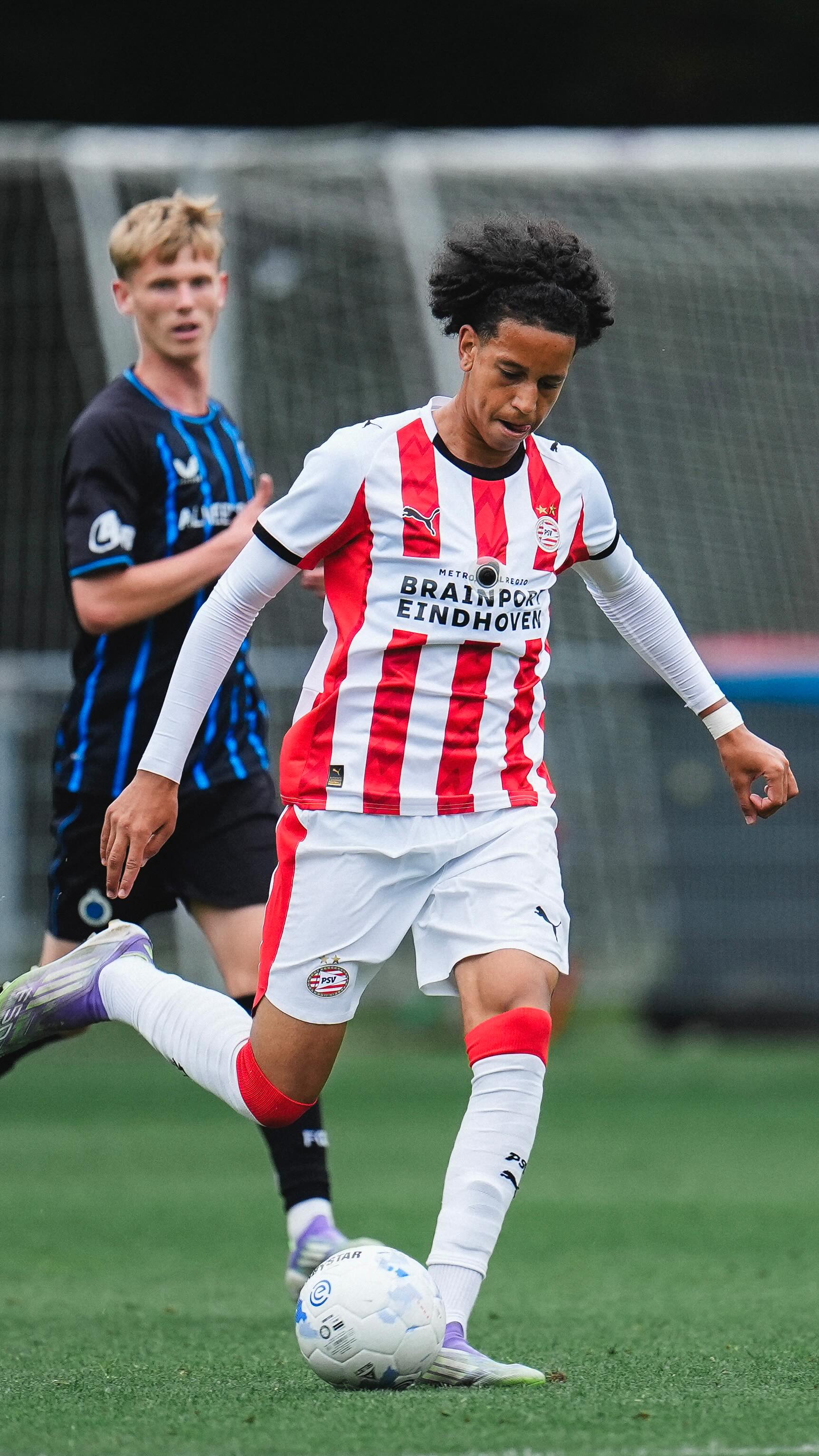 PSV - Permanent deal: Simon Colyn 🇨🇦 signs until 2024. Looking forward ...