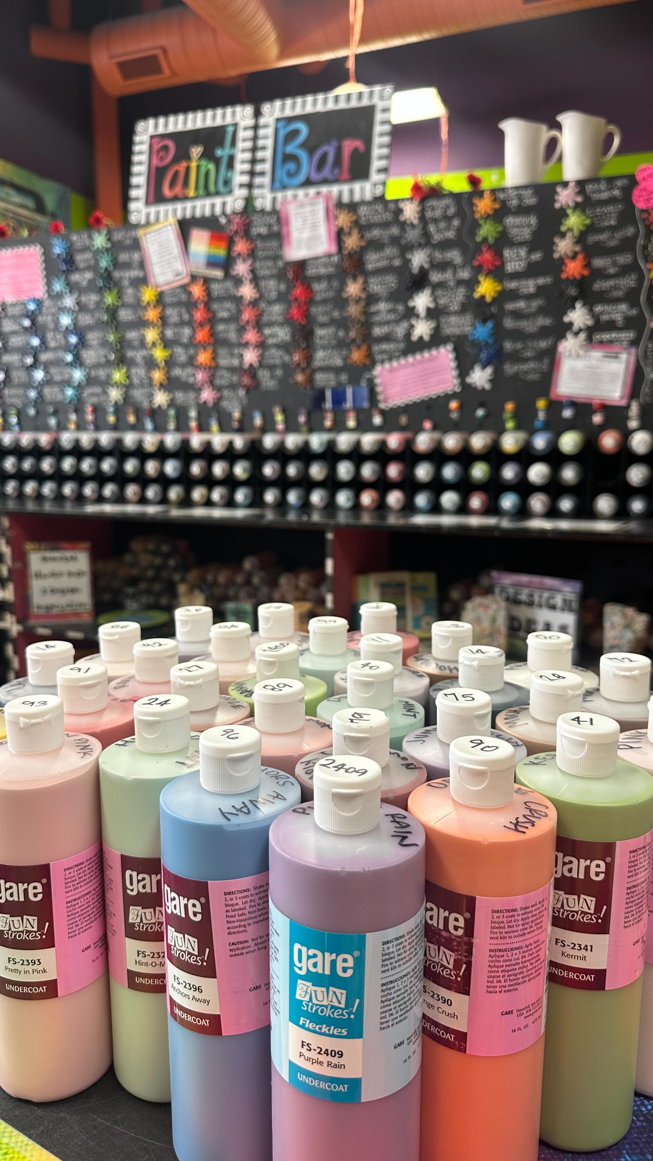 ✨? New paints = instant happiness! ?✨ No studio fee here! Just 
