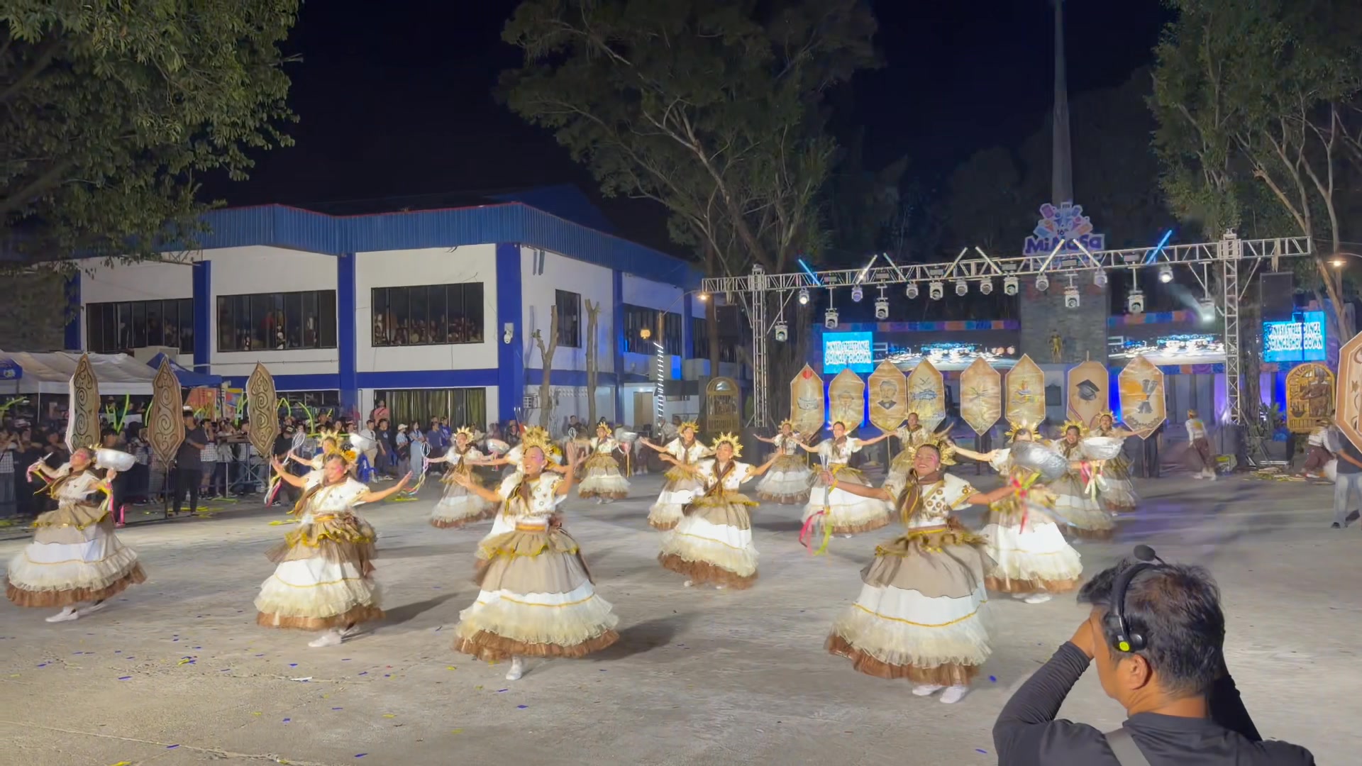 ALEXIS G. SANTOS NATIONAL HIGH SCHOOL Guest Performer on Minasa ...