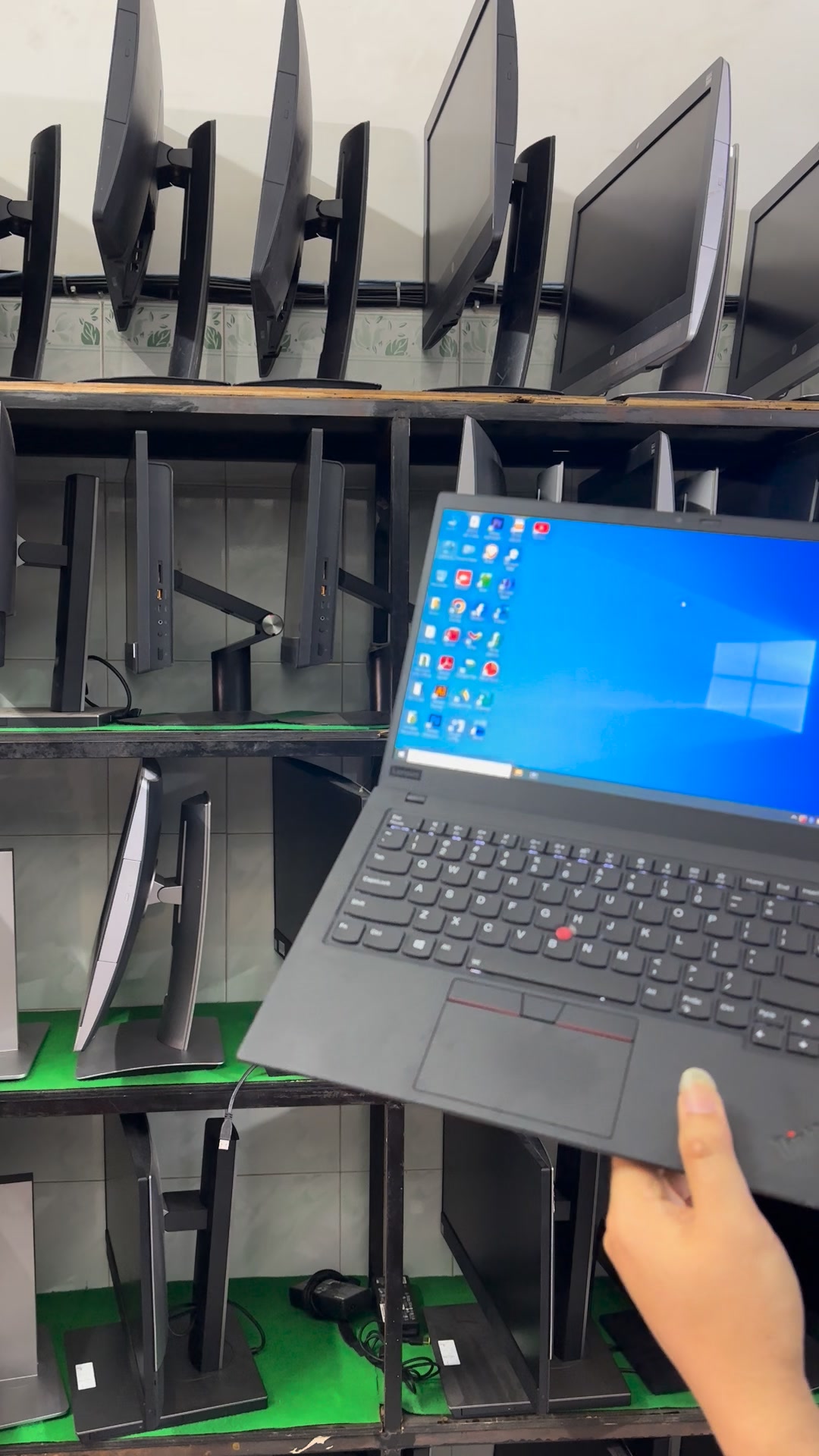 X1 Carbon i7 Ram 16G💥14”Full IPs 449$ចុះ395$⚡️លឿនតម្លៃពិសេស | Big Used ...