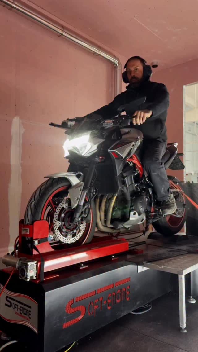SC-Project full titanium exhaust system for Kawasaki Z900