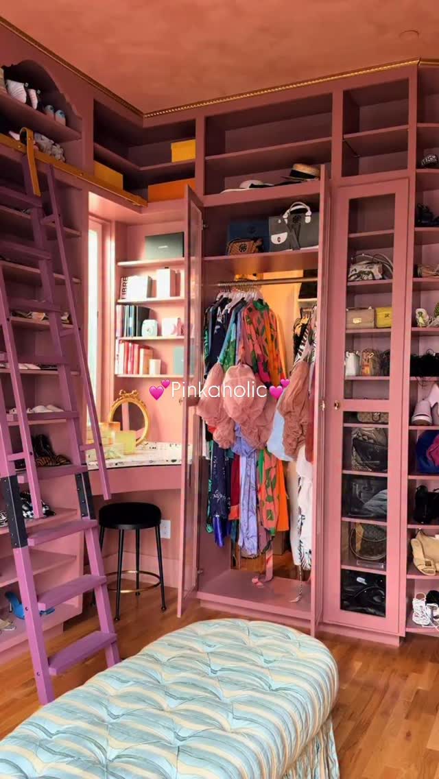 Call me a 💕pinkaholic💕 My home is 50 shades of pink and purple and I ...